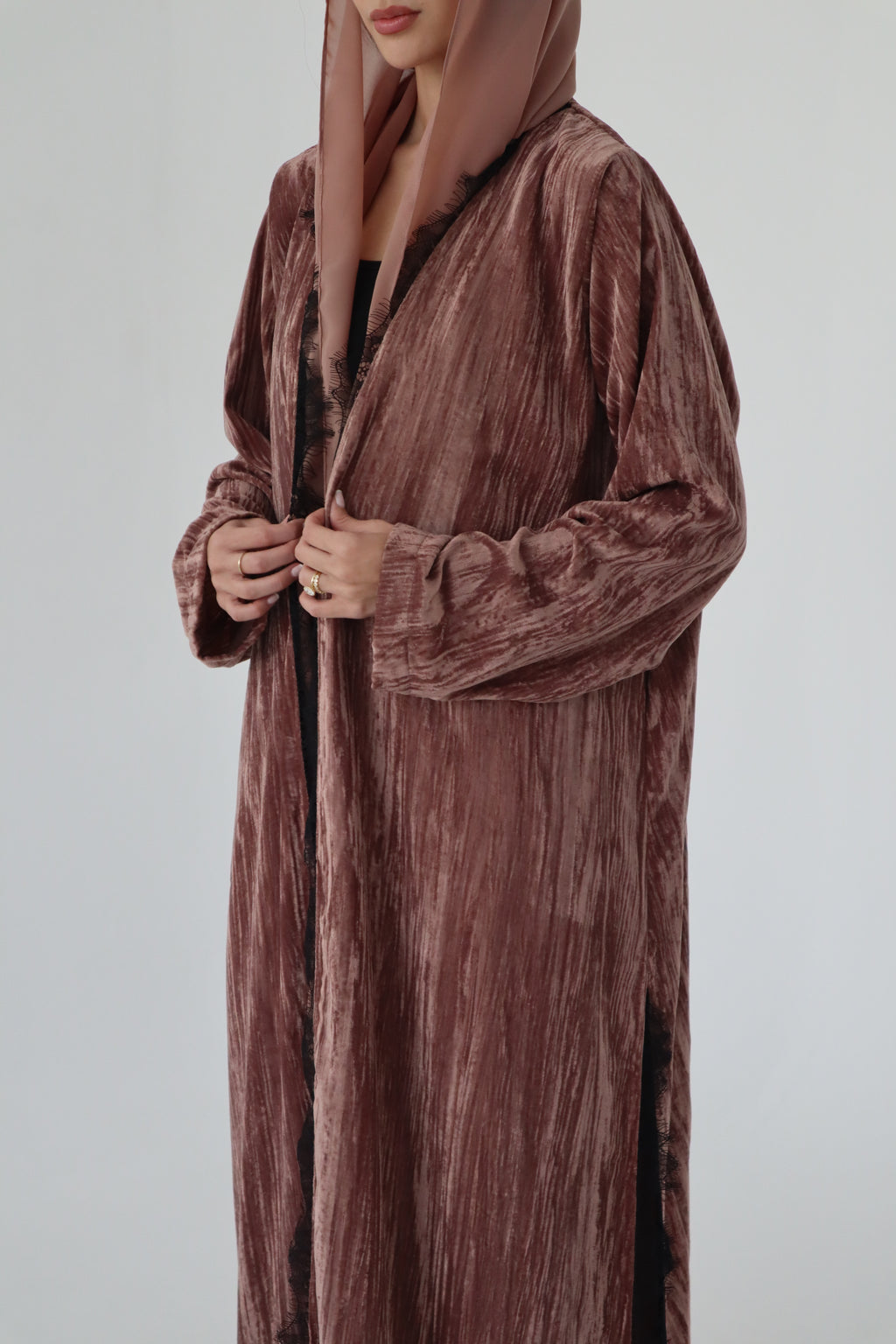 Velvet Lace - Rosewood