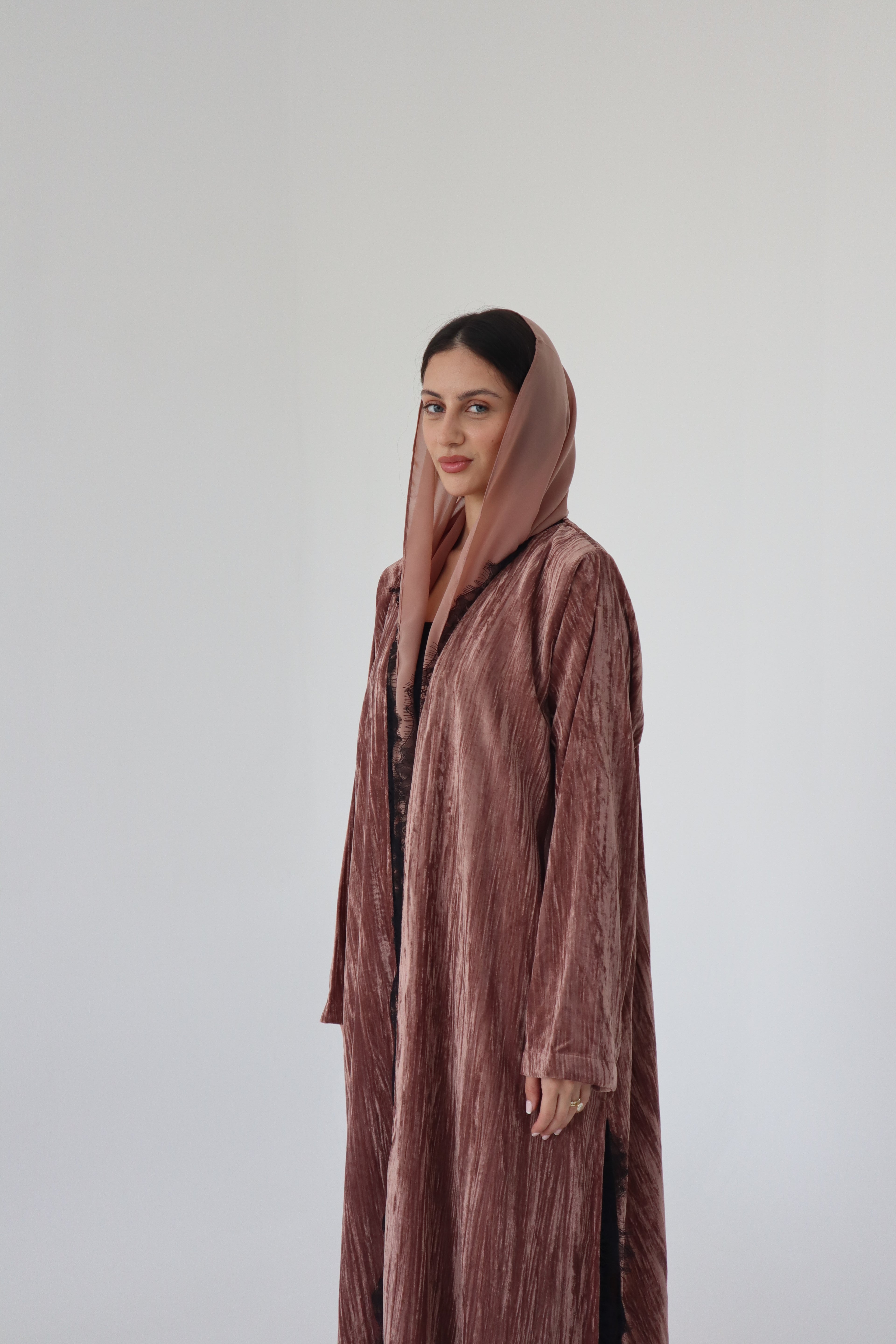 Velvet Lace - Rosewood